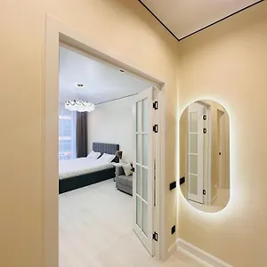 Shabyt One-room With Stylish Renovation Апартаменты